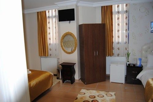 Lotus Otel 3*