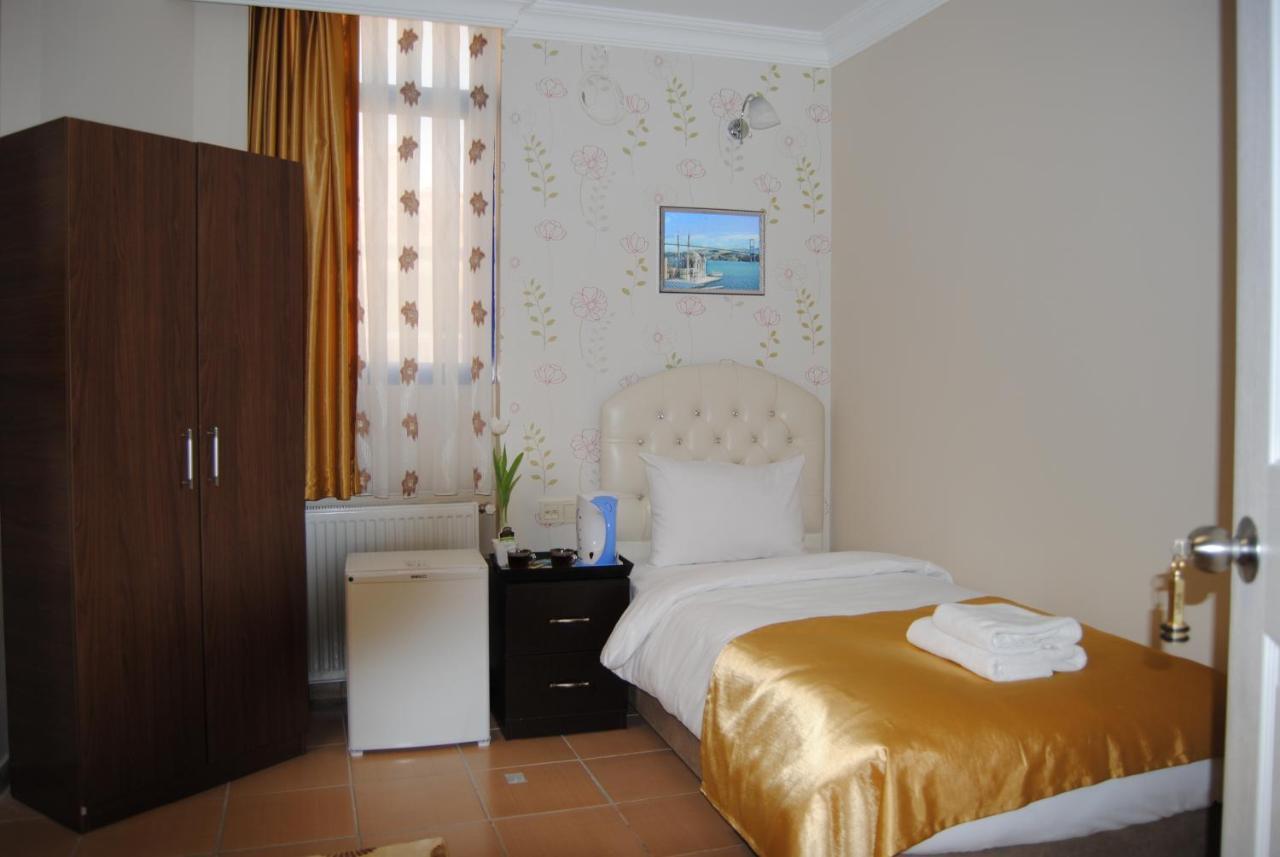 Lotus Otel 3*